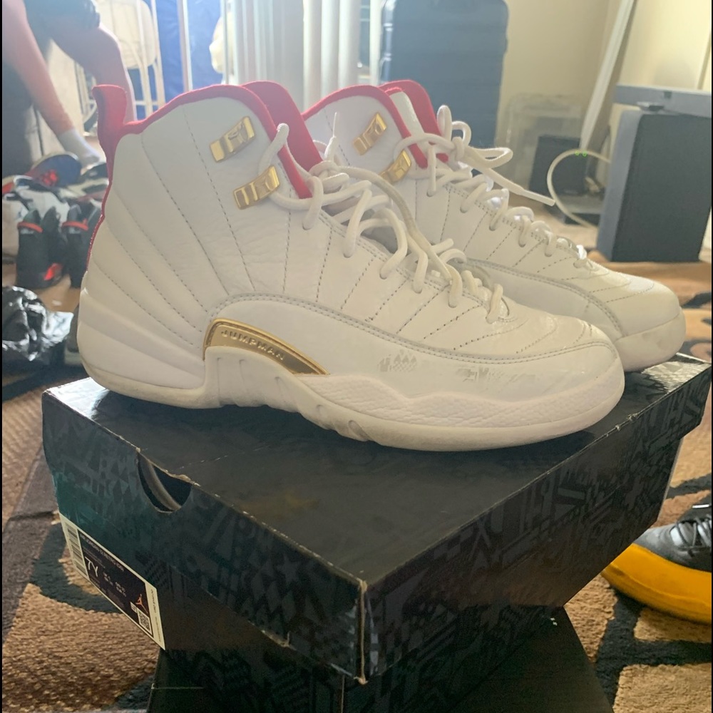 Jordan 12s Chinese New Year edition  size 7y